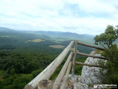 Montaña Alavesa - Parque Natural de Izki: senderismo en alava que podemos visitar en madrid nacedero